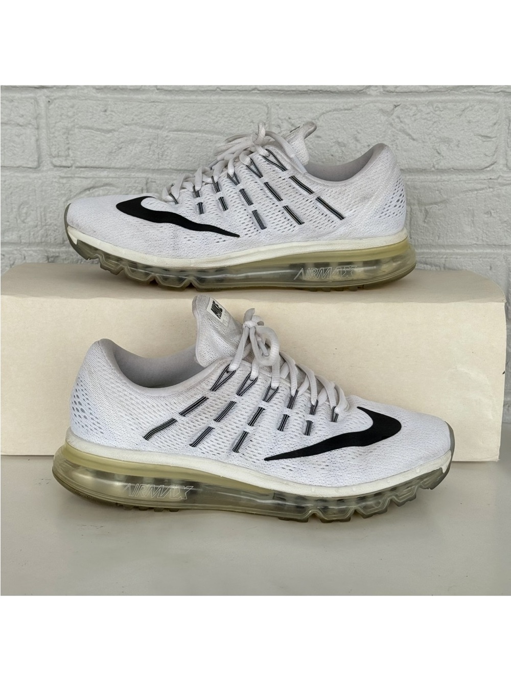 Nike Air Max 2016 Sneakers Women's 9